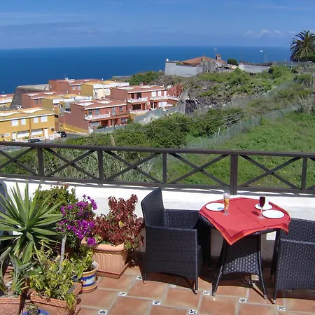 Apartamento Mit Kleiner Innenhof-terrasse Im Mediterranen Stil